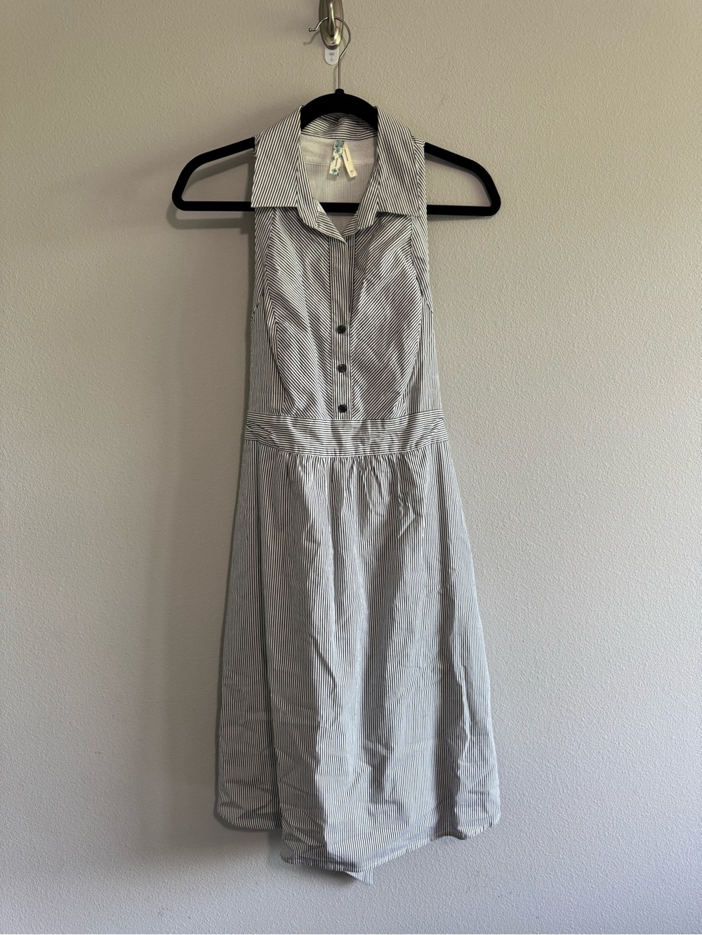 Maeve Collared Sleeveless Midi Dress in White and Navy Pinstripe